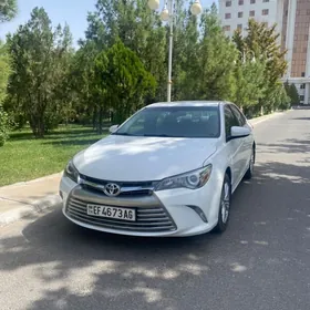 Toyota Camry 2015