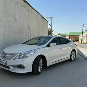Hyundai Azera 2013