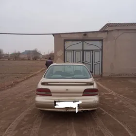 Nissan Bluebird 1997