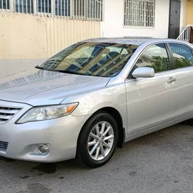 Toyota Camry 2010