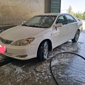 Toyota Camry 2004
