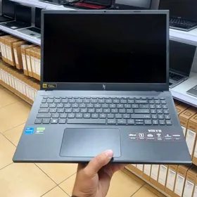 Acer NitroV15/i5-13/RTX2050