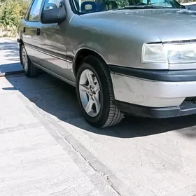 Opel Vectra 1989