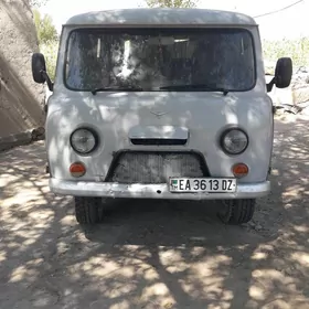 UAZ 2206 2000