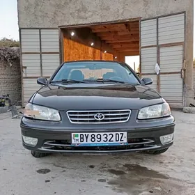 Toyota Camry 2000