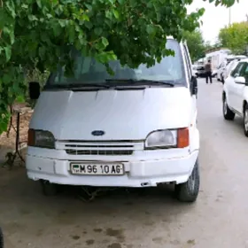 Ford Transit Connect 2009