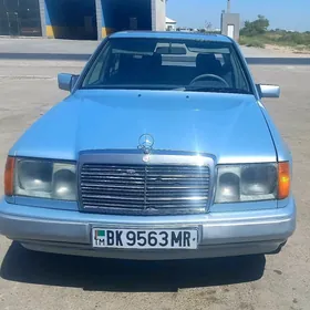 Mercedes-Benz 230E 1989