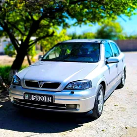 Opel Astra 2000