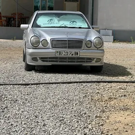 Mercedes-Benz E320 1998
