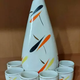 Графин ликёрник и 6 стопок