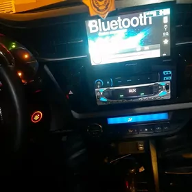 Toyota Corolla 2015