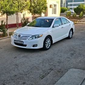 Toyota Camry 2011