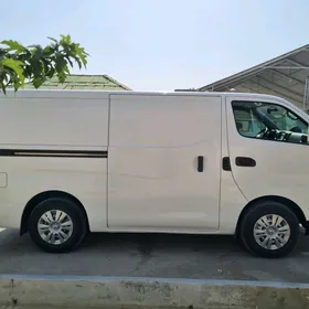 Nissan Urvan 2021