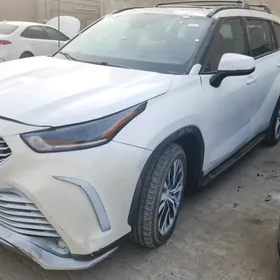 Toyota Highlander 2020