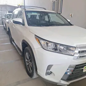 Toyota Highlander 2019