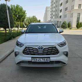 Toyota Highlander 2023