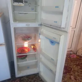 LG haladilnik