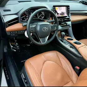 Toyota Avalon 2021