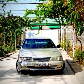 Nissan Sunny 1997