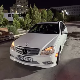 Mercedes-Benz C300 2010