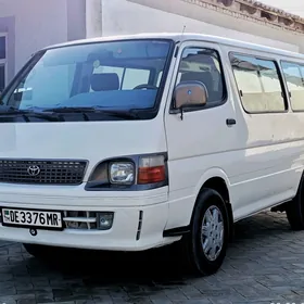 Toyota Hiace 2001