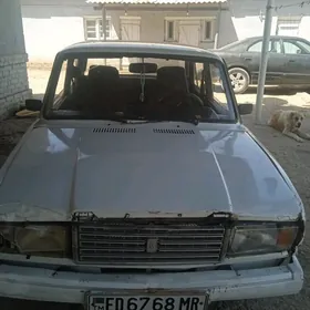 Lada 2107 2000