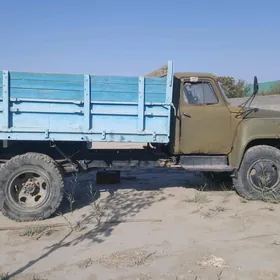 Gaz 53 1990