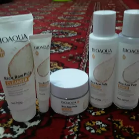 Bioaqua kremlar.