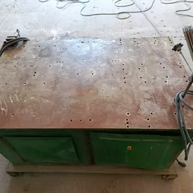 сварочный стол.