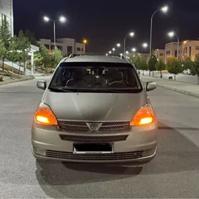 Toyota Sienna 2004