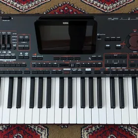 Korg Roland Yamaha
