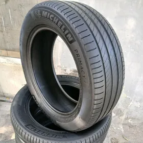 235 55 18 Michelin 22 Ýyl
