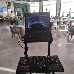DDJ 400  PIONEER