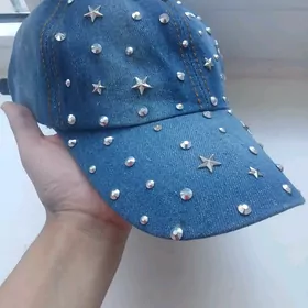 кепочка с звездочками