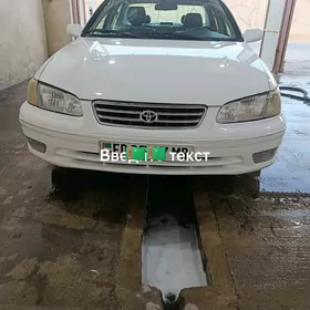 Toyota Camry 1997
