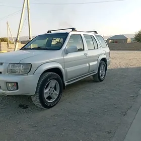 Infiniti QX4 2001