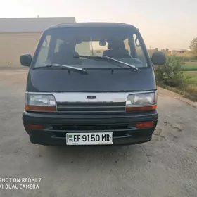 Toyota Hiace 1990