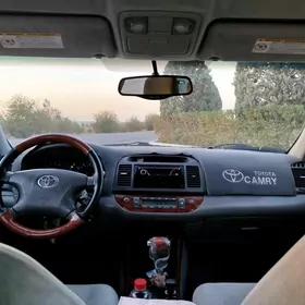 Toyota Camry 2003