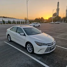 Toyota Camry 2017