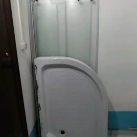 Душевая кабинка
