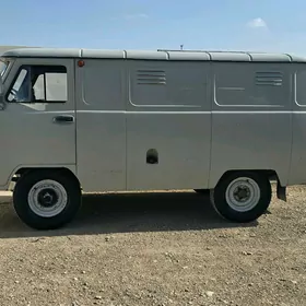 UAZ Profi 1998