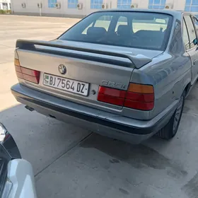 BMW 525 1989