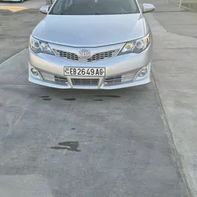Toyota Camry 2012