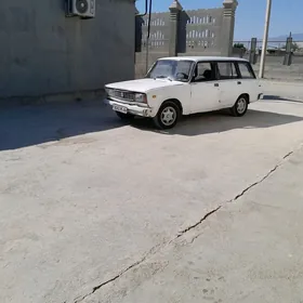 Lada 2104 2000