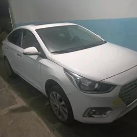 Hyundai Accent 2022