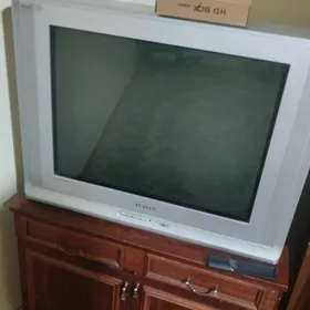 telewizor