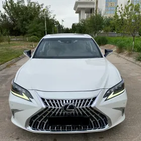 Lexus ES 350 2020