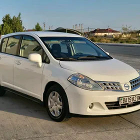 Nissan Versa 2009