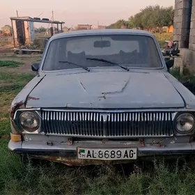 Gaz 24 1990
