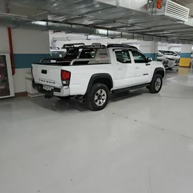 Toyota Tacoma 2021